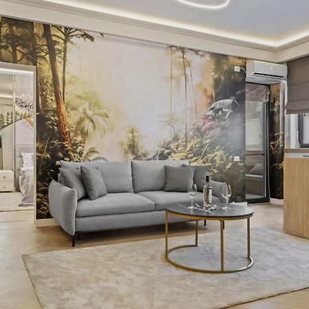 Central Two Rooms Apartment The Paradise Of Lights Bukarest Exterior foto