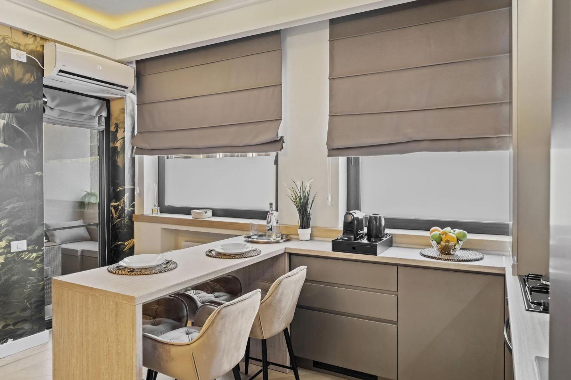 Central Two Rooms Apartment The Paradise Of Lights Bukarest Exterior foto
